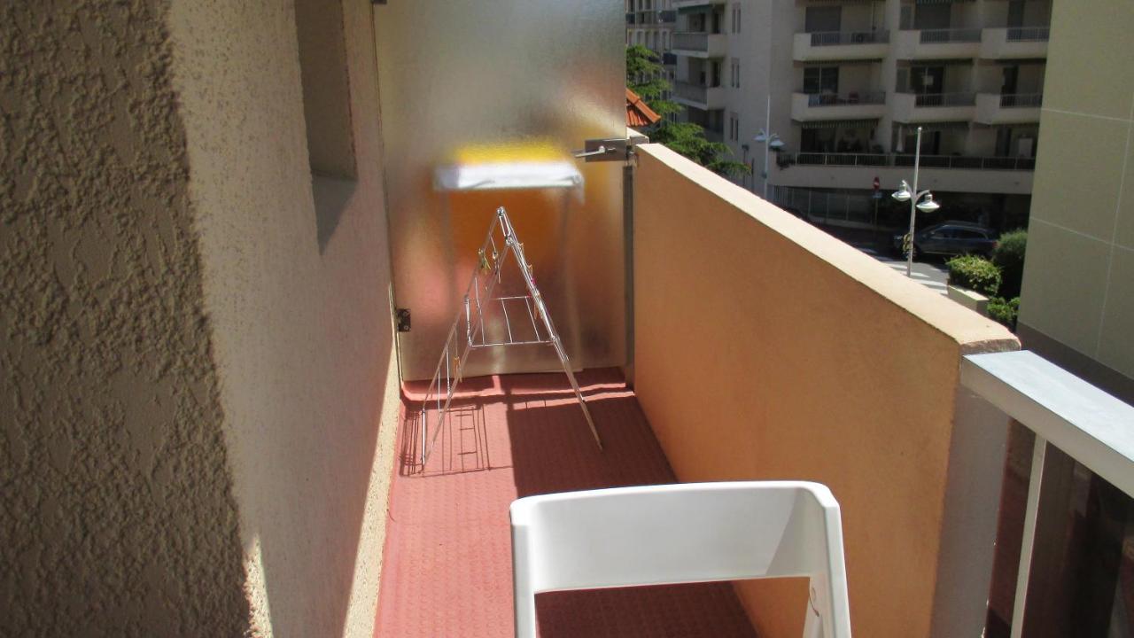 Promenade des Bains Apartment Saint-Raphaël Extérieur photo